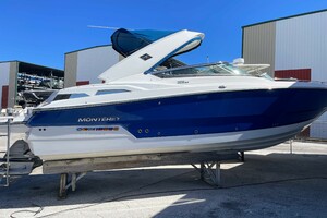 Andiamo 32ft Monterey Yacht For Sale