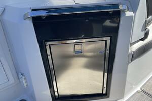 Andiamo 32ft Monterey Yacht For Sale