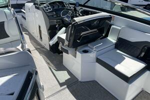 Andiamo 32ft Monterey Yacht For Sale