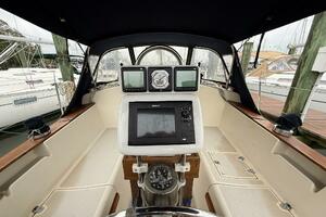 Willin  29ft Island Packet Yacht For Sale