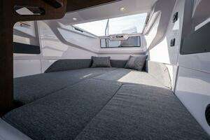 2026 Axopar Cross Cabin thumbnail 28
