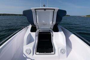 Axopar 29 Cross Cabin Stock 47 29ft Axopar Yacht For Sale