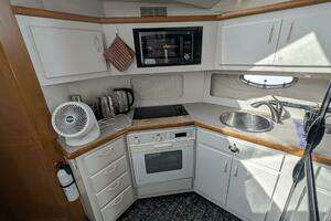 1994 Carver 370 AFT CABIN thumbnail 26