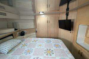 1994 Carver 370 AFT CABIN thumbnail 36