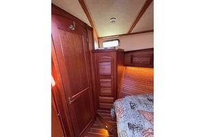 Independence 42ft Sabre Yacht For Sale