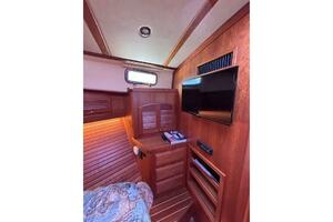 Independence 42ft Sabre Yacht For Sale