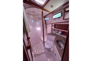 Independence 42ft Sabre Yacht For Sale