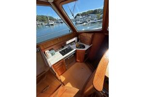 Independence 42ft Sabre Yacht For Sale