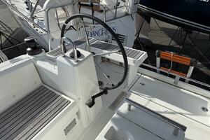 35ft Beneteau Yacht For Sale