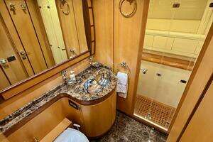 2005 Mangusta 92 thumbnail 10