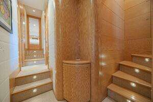 2011 Ferretti Yachts 830 thumbnail 60