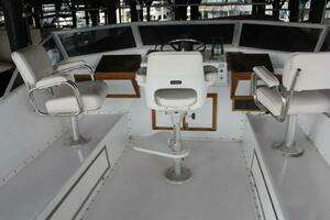 1974 Hatteras 58 Yachtfish thumbnail 25