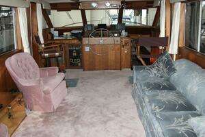1974 Hatteras 58 Yachtfish thumbnail 7