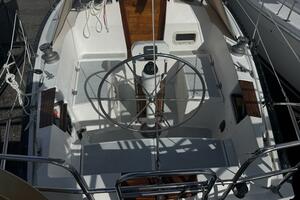 37ft Hunter Yacht For Sale