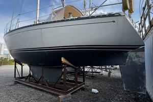 37ft Hunter Yacht For Sale