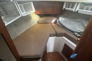 37ft Hunter Yacht For Sale