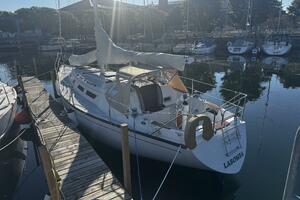 37ft Hunter Yacht For Sale