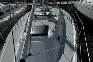 37ft Hunter Yacht For Sale