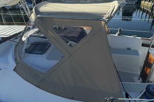 37ft Hunter Yacht For Sale