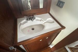 37ft Hunter Yacht For Sale