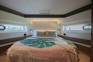 66ft Azimut Yacht For Sale