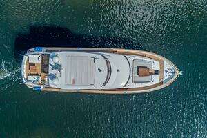 2022 Azimut Magellano 66 thumbnail 39