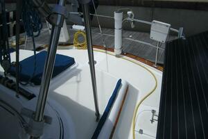 Idem II 38ft Endeavour Yacht For Sale