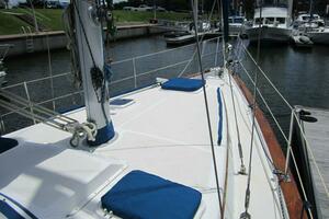 Idem II 38ft Endeavour Yacht For Sale
