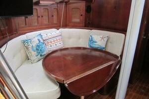 Idem II 38ft Endeavour Yacht For Sale