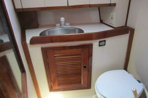 Idem II 38ft Endeavour Yacht For Sale