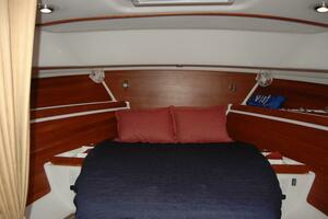 34ft Back Cove Yacht For Sale