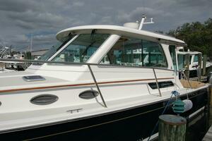 34ft Back Cove Yacht For Sale
