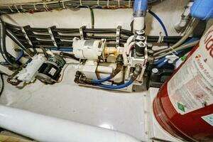 2008 Viking 74 Enclosed Bridge thumbnail 85