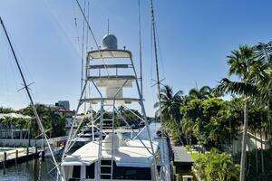 2008 Viking 74 Enclosed Bridge thumbnail 12