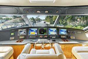 2008 Viking 74 Enclosed Bridge thumbnail 69
