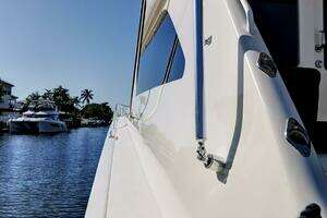 2008 Viking 74 Enclosed Bridge thumbnail 22
