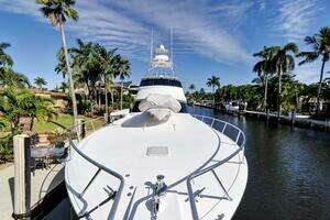 2008 Viking 74 Enclosed Bridge thumbnail 7