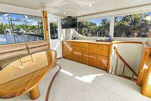 2008 Viking 74 Enclosed Bridge thumbnail 37