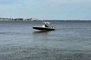 33ft Contender Yacht For Sale