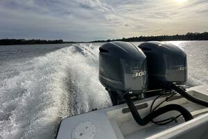 33ft Contender Yacht For Sale