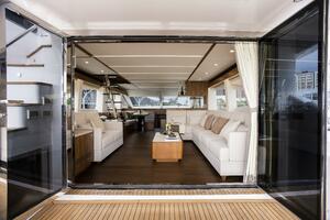 70  Johnson Skylounge 2026 70ft Johnson Yacht For Sale