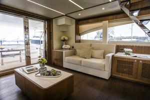 70  Johnson Skylounge 2026 70ft Johnson Yacht For Sale