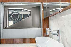 2020 Sunseeker Manhattan 52 thumbnail 28