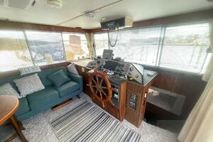 Sea Dog 37ft Gibson Yacht For Sale