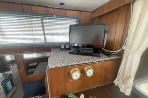 Sea Dog 37ft Gibson Yacht For Sale