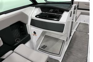 26ft Four Winns Yacht For Sale