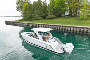 29ft Four Winns Yacht For Sale