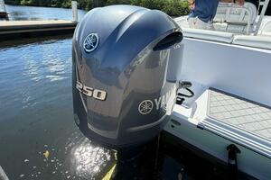 23ft Sportsman Yacht For Sale