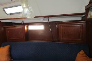 Querida 33ft Beneteau Yacht For Sale