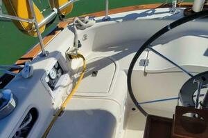 Autumn Lady 39ft Pearson Yacht For Sale Autumn Lady 39ft Pearson Yacht For Sale